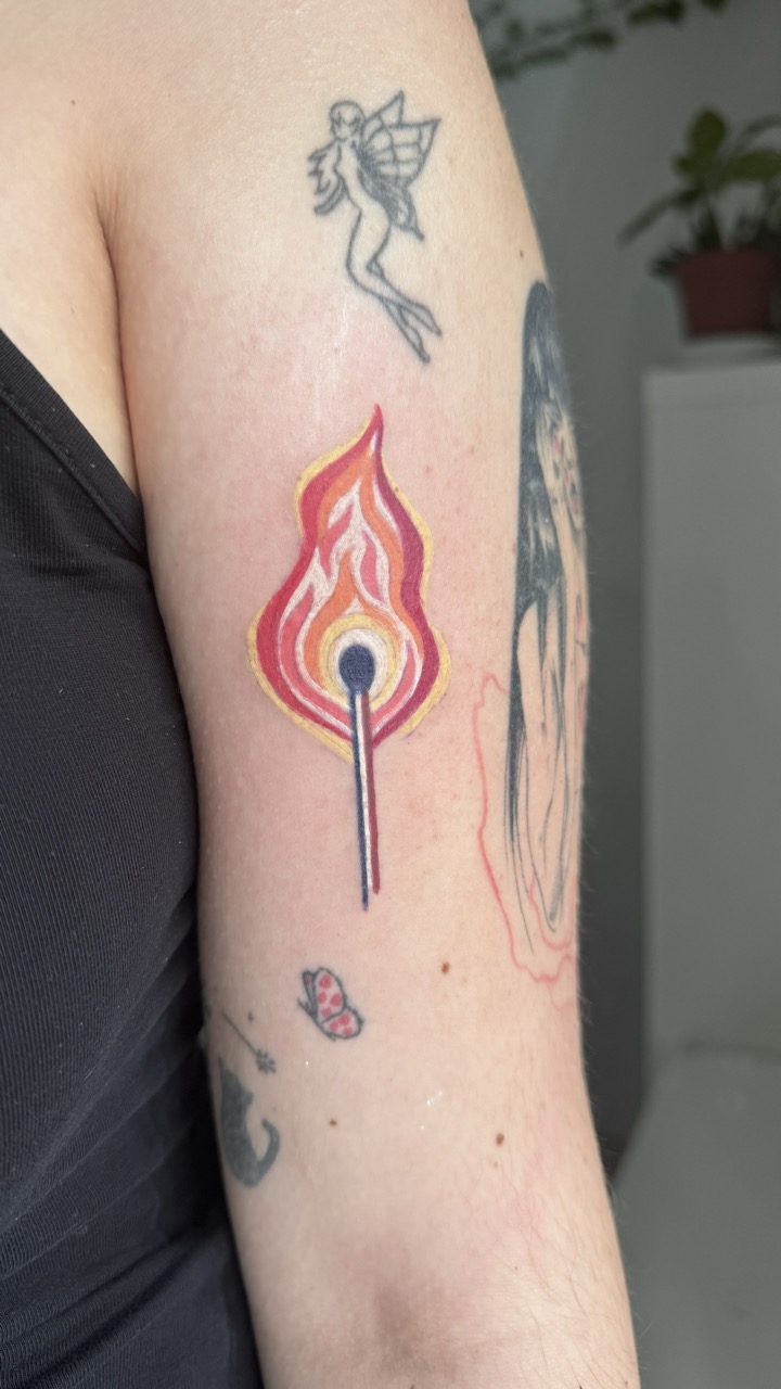 Tatouage crevette couleur